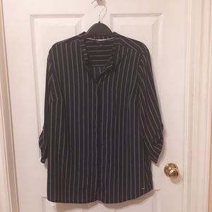 Like new TOMMY HILFIGER ladies blouse